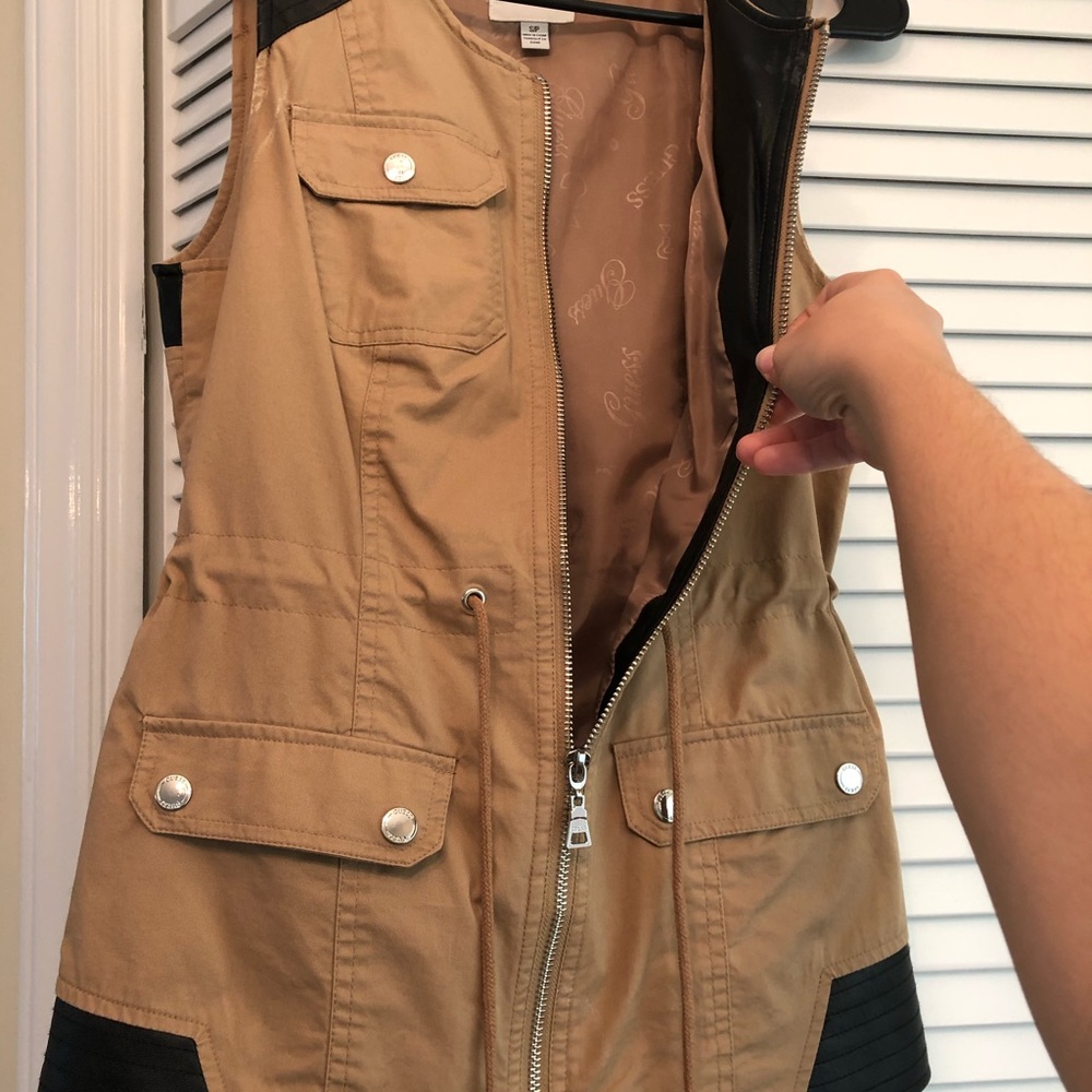 Guess jacket - Picture 2 of 4